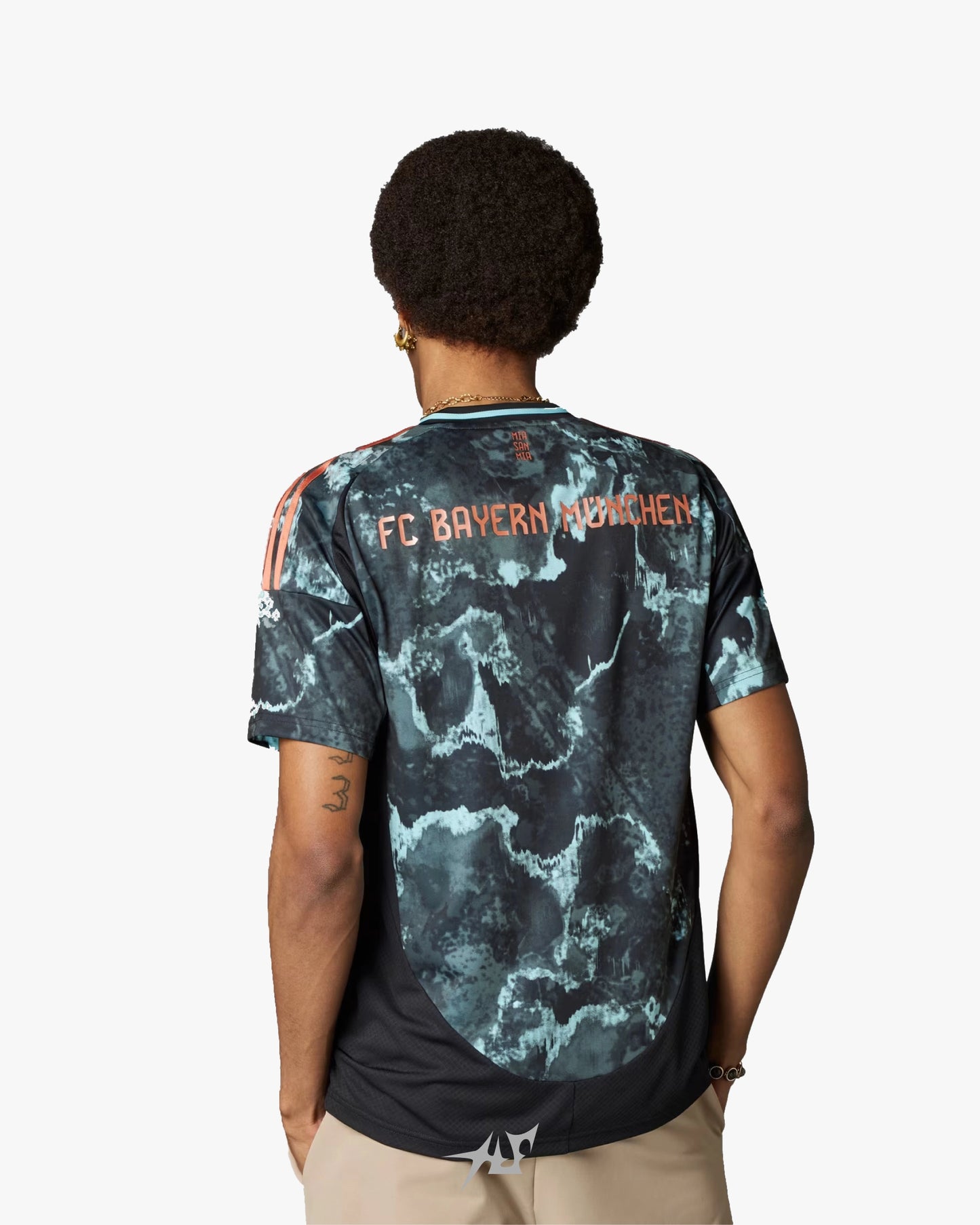 BAYERN MÜNCHEN 3. Trikot 2024