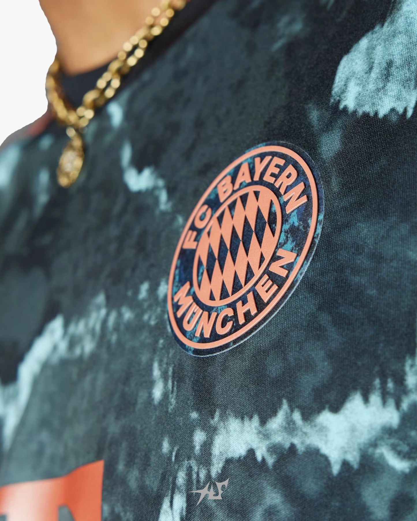 BAYERN MÜNCHEN 3. Trikot 2024